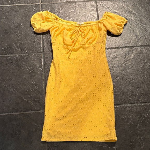 Heart Hips Yellow Eyelet Mini Dress - Picture 1 of 3